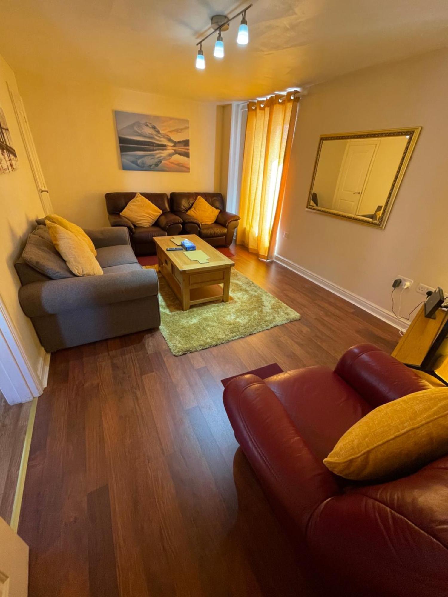 Holiday Home In Cardiff. Sleeps 6 المظهر الخارجي الصورة