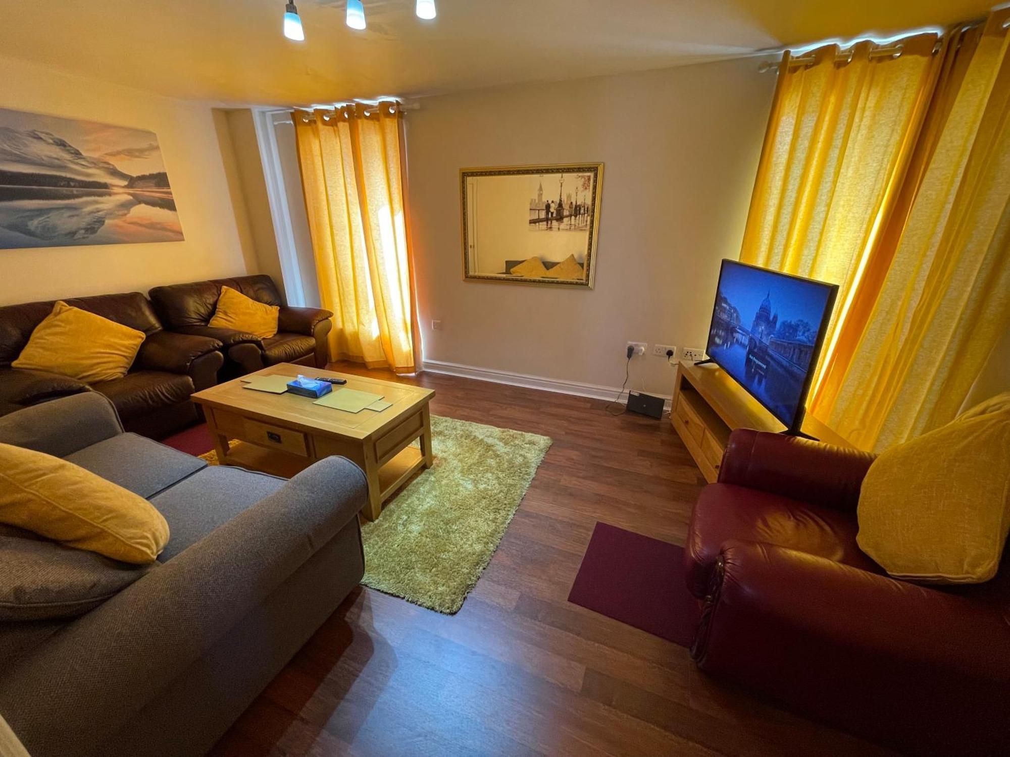 Holiday Home In Cardiff. Sleeps 6 المظهر الخارجي الصورة